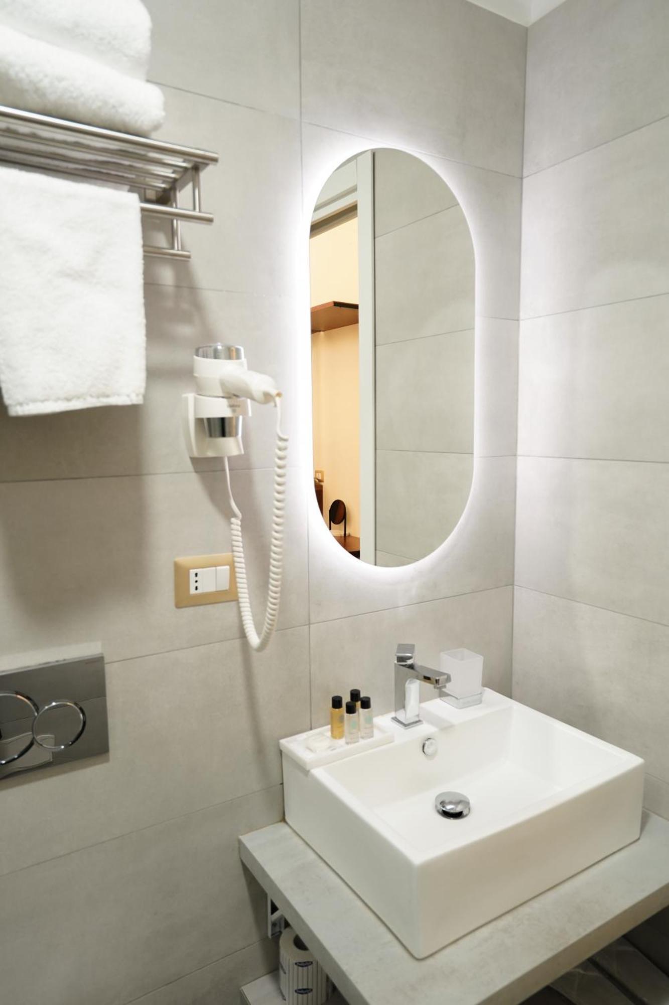 Charm&Bella Guesthouse روما المظهر الخارجي الصورة